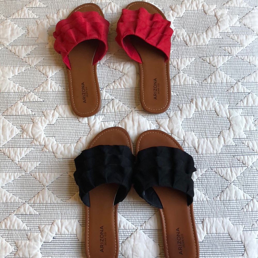 BOGO! New Arizona Slides in sz 8